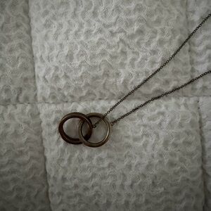 Tiffany & Co. Elegant Gold Interlocking Necklace